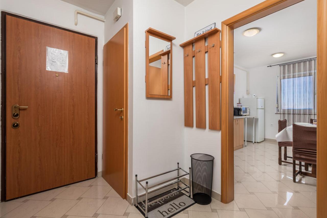 Apartman Iris 2 -Rijeka Apartment Exterior photo